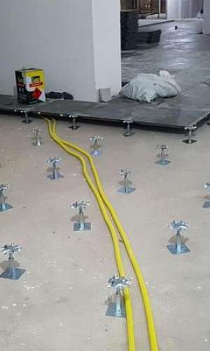 Fornecedores de piso elevado Fornecedores de piso elevado