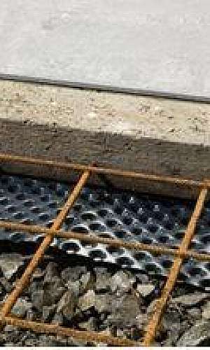 Geocomposto drenante horizontal  Geocomposto drenante horizontal