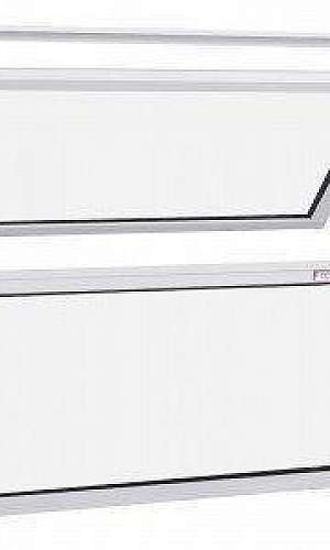 Janela de banheiro Janela de banheiro